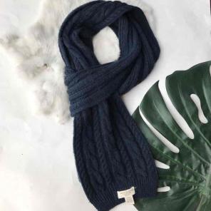 American Eagle Knit Scarf