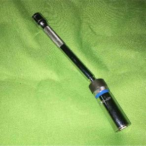 3/8 in. Drive 5/8 in magnetic socket