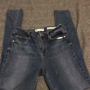 Skinny jeans