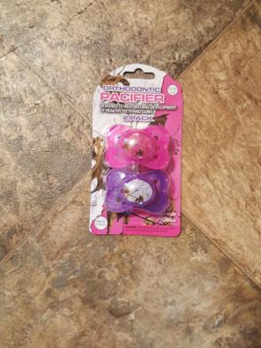 BABY GIRLS 2 PACK CAMO PACIFERS