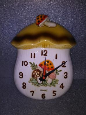 Vintage Sears Merry Mushroom Clock