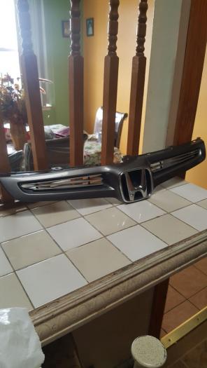 Grille moulding for H- accord 06-07