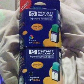 HP black and tri-color ink