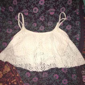 ✨Swim Top with ruffles