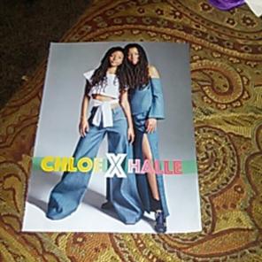 CHLOE X HALLE 8x10 Pin-Up!