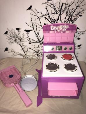 Hasbro Easy Bake Oven