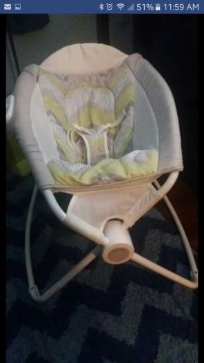 Fisher price rock n play