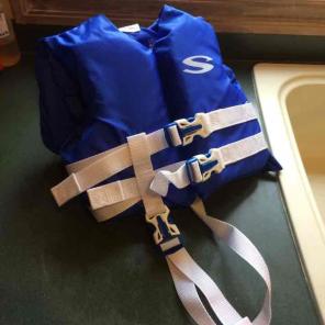 Sterns infant life vest