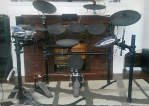 SIMMONS SD9K ELECTRIC DRUMS