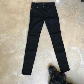 Forever 21 Black Skinny Jean size 29