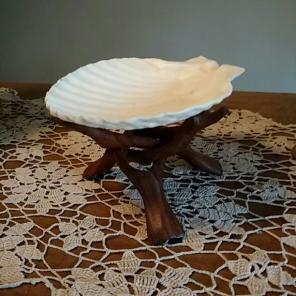 Smudging Shell with Stand
