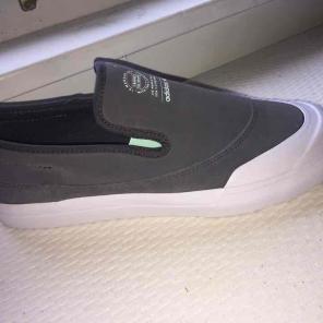 Adidas match court (never been worn)