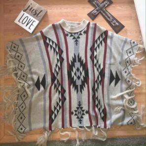 NWT One size Aztec tribal print Poncho