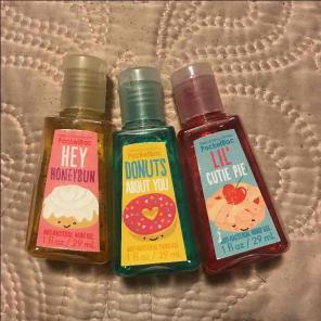 Bundle of 3 rare pocketbacks !