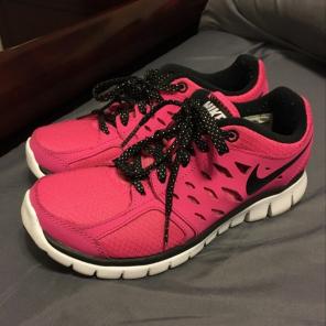 Girls Nike Running Shoes Size 4y