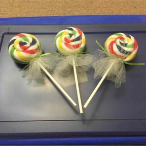 Washcloth lollipops