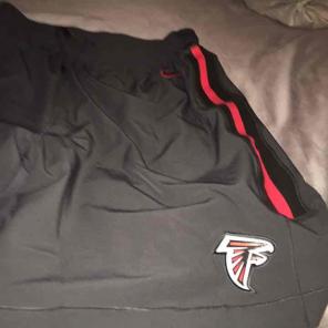 On the Filed Atlanta Falcons Shorts