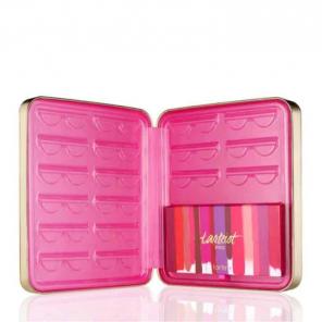 New tarte lash book with accessories!