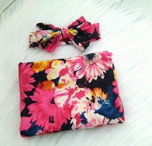 Baby swaddle