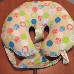 Baby pillow "boppy"