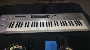 Korg triton le