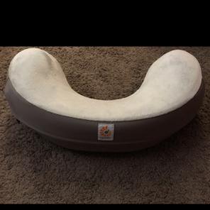 Ergobaby Pillow