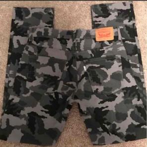 Camouflage Levi's