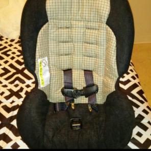 Infant & Toddler Car Seat