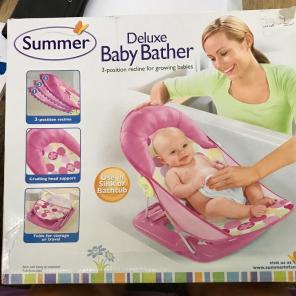 Deluxe Baby Bather