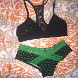 VS St pattys day lingerie