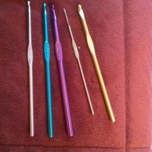Crochet needles