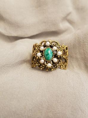 Vintage Costume Jewelry Ring