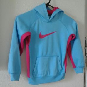 Girls Nike thermal jacket 6x