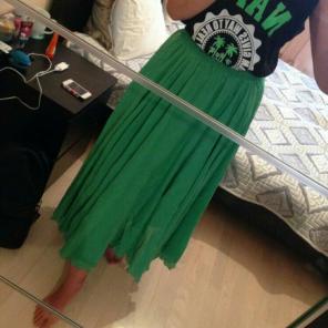 Flowy green skirt