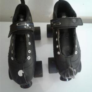 Back roller skates