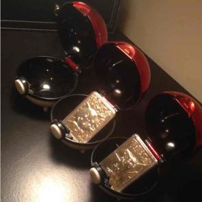 3 original Pokémon gold BK pokeballs