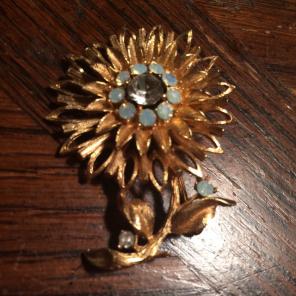 VTG Swarovski Flower Brooch