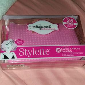 Hollywood fashion secrets 10 essentials