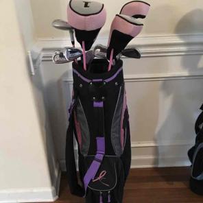 Wilson Breast Cancer Golf Set, Women