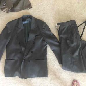 EUC men's European cut suit!