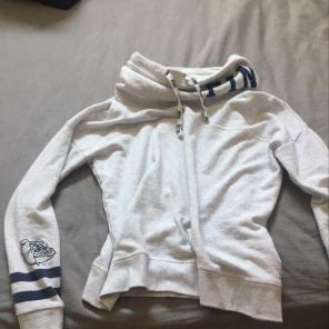 VS PINK Funnel Neck! (GU Bulldogs)