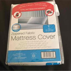 Twin size mattress cover (With extra)