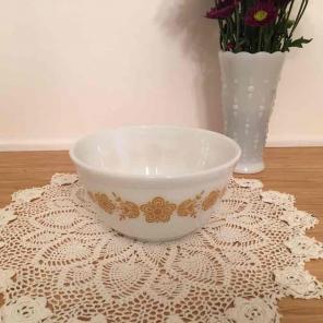 Pyrex Butterfly Gold 402