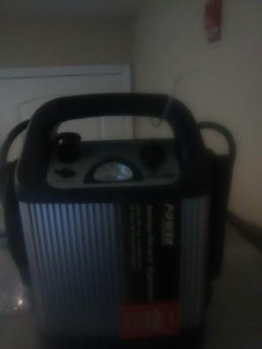 Jumper pack with built in air compressor