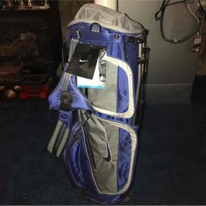 nike golf bag (completely negotiable)