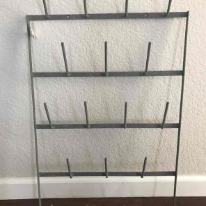 Metal wall mug rack