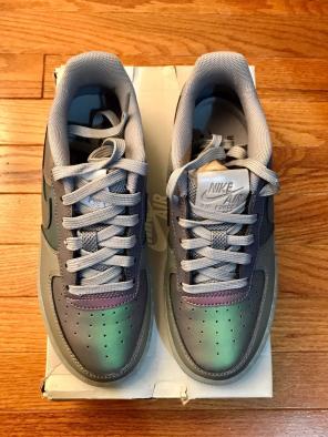 Nike ~ Air Force 1 LV8 (GS)