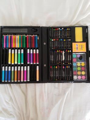 Deluxe artists case