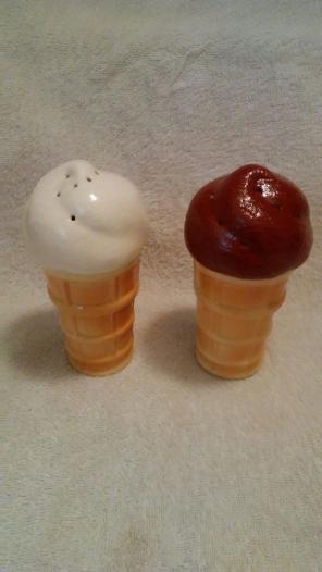 Salt and pepperr shakers