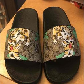 Men's Gucci slip ons size 10